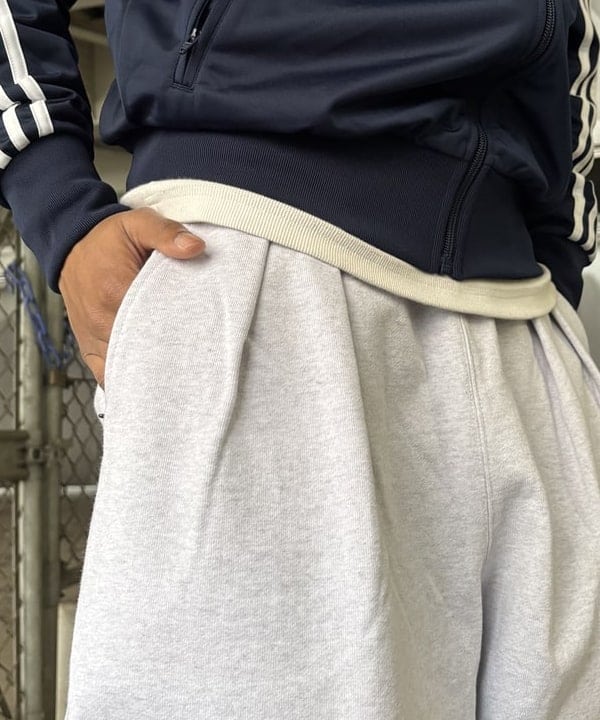 NADEL ナデールさんの「BEAMS WOMEN｜adidas / ファイヤーバード トラックトップ」を使ったコーディネート