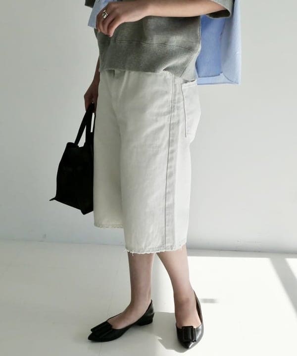 中丸　栞さんの「BEAMS WOMEN｜【別注】SLOANE / 裏毛 半袖 スウェット」を使ったコーディネート