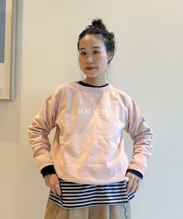 清水 彩乃さんの「BEAMS WOMEN｜ワイド タック チノ パンツ」を使ったコーディネート