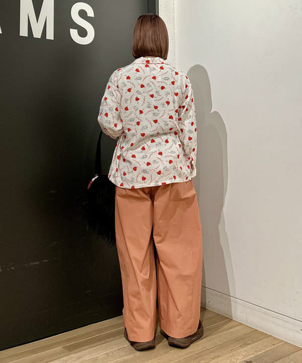 早川 萌子さんの「BEAMS WOMEN｜【別注】PENNEY'S / 総柄 シャツ」を使ったコーディネート