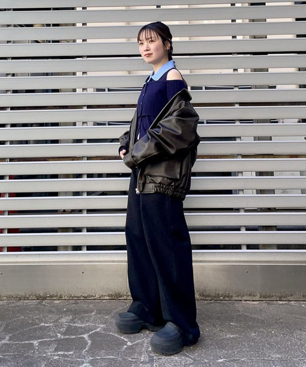 カタヤマ アヤさんの「BEAMS WOMEN｜フェイクレザー フライト ジャケット」を使ったコーディネート