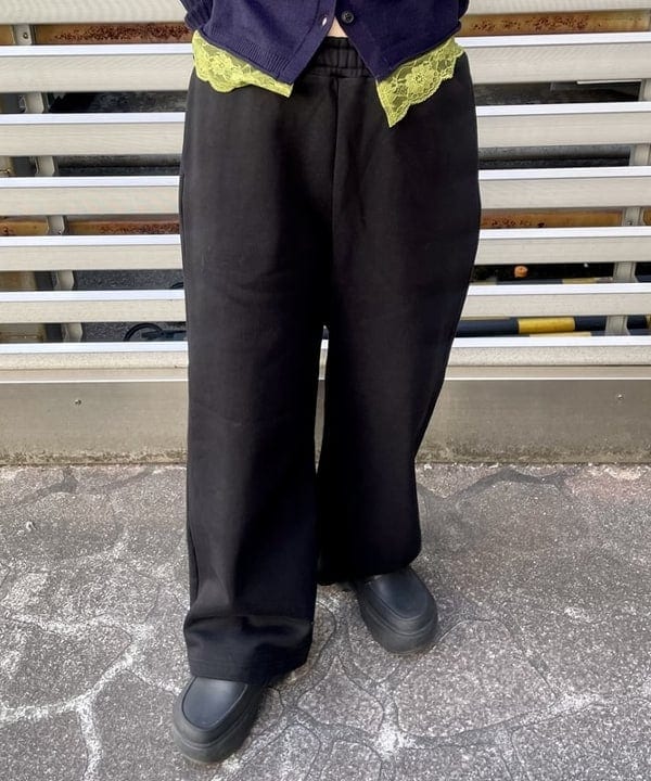 カタヤマ アヤさんの「BEAMS WOMEN｜フェイクレザー フライト ジャケット」を使ったコーディネート