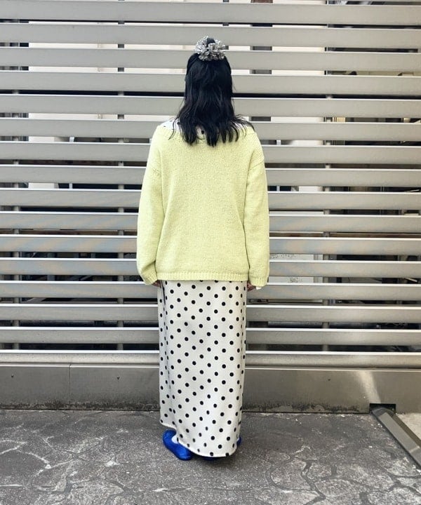 晶さんの「BEAMS WOMEN｜ドット クリンクル フリル シャツ」を使ったコーディネート