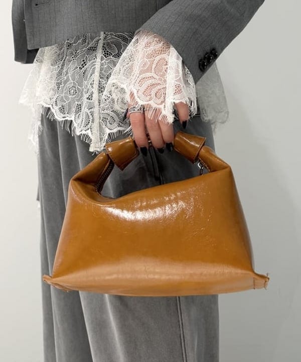 松本 佳菜子さんの「BEAMS WOMEN｜2ボタン W クロップド ジャケット」を使ったコーディネート