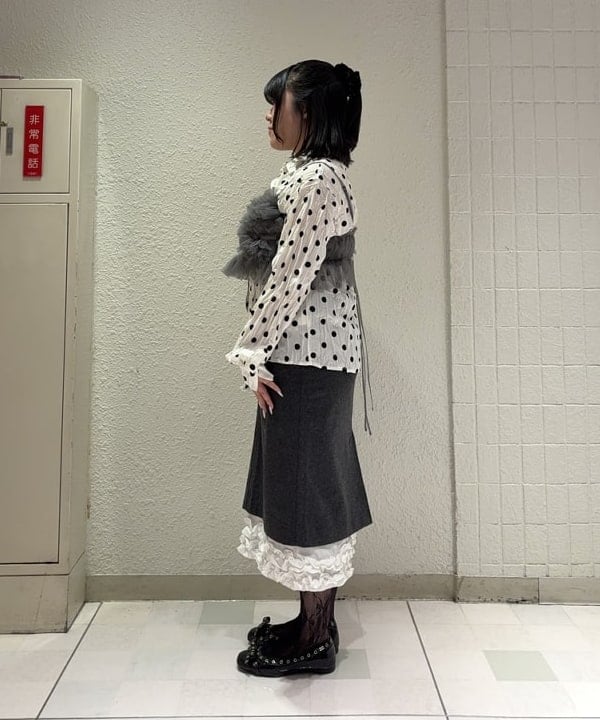 chikaさんの「BEAMS WOMEN｜ドット クリンクル フリル シャツ」を使ったコーディネート