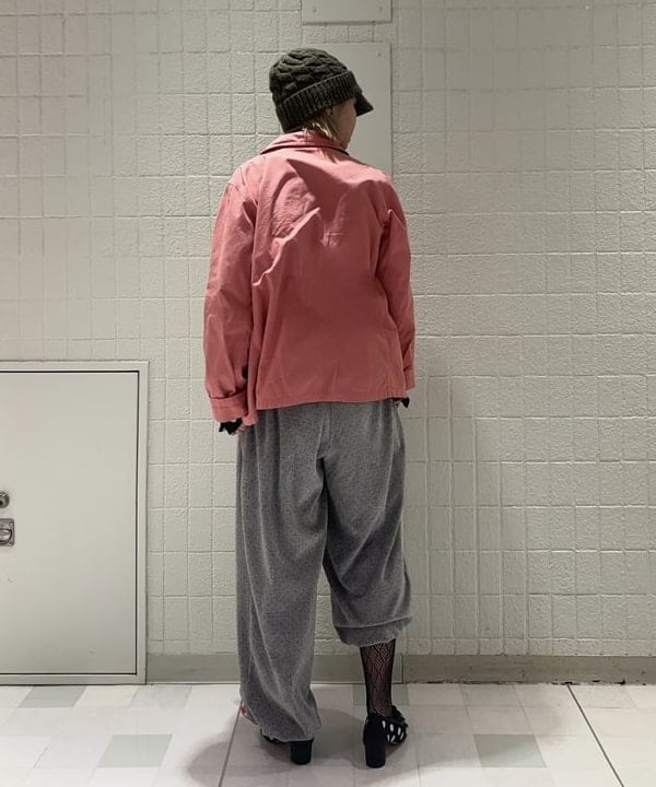 山本 里南さんの「BEAMS WOMEN｜ドット クリンクル フリル シャツ」を使ったコーディネート