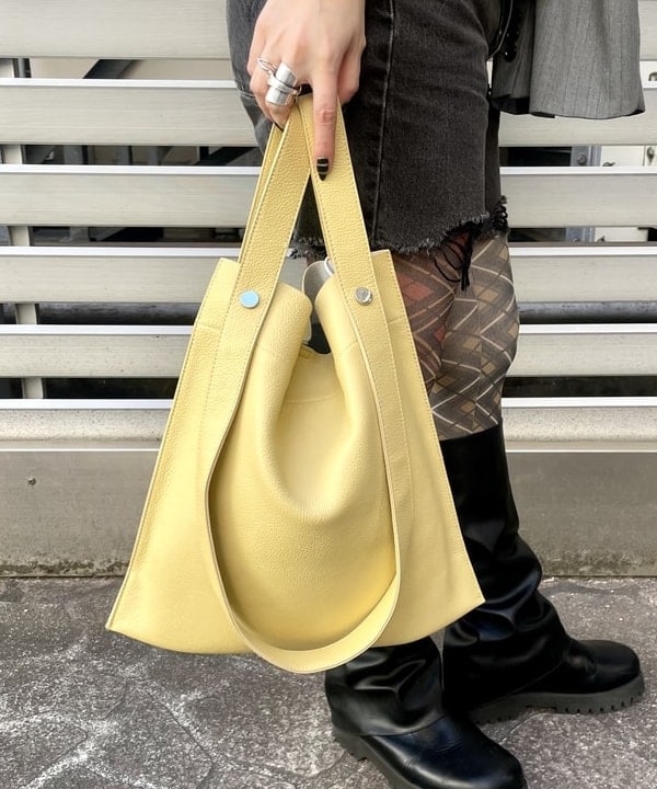 カタヤマ アヤさんの「BEAMS WOMEN｜2ボタン W クロップド ジャケット」を使ったコーディネート