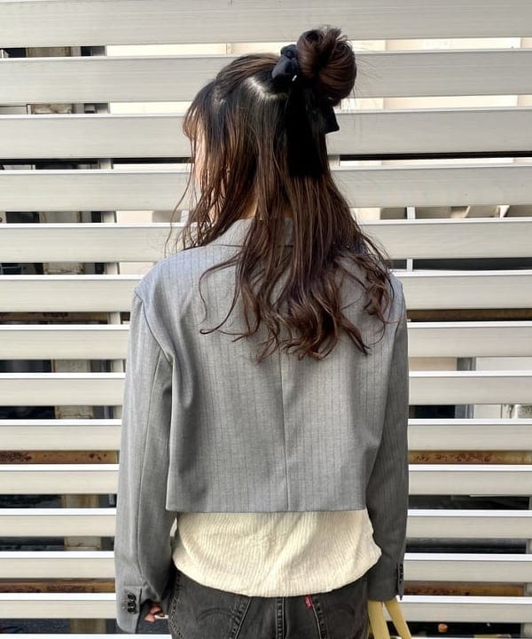 カタヤマ アヤさんの「BEAMS WOMEN｜2ボタン W クロップド ジャケット」を使ったコーディネート