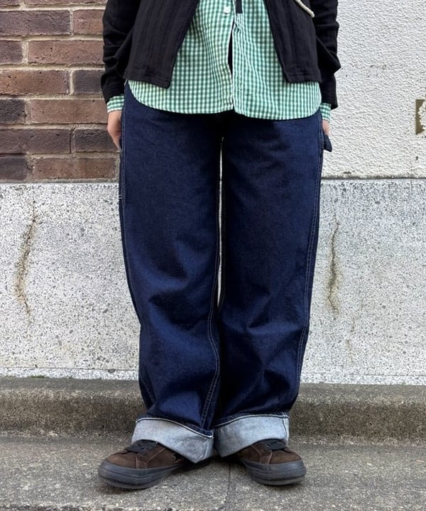 アベアミさんの「BEAMS WOMEN｜ラッフル カーディガン」を使ったコーディネート