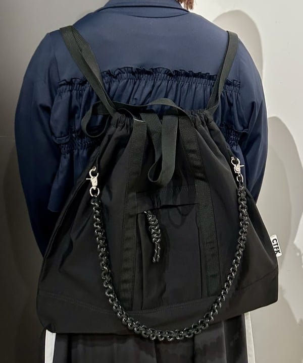 早川 萌子さんの「BEAMS WOMEN｜フリル ジャージ ブルゾン」を使ったコーディネート