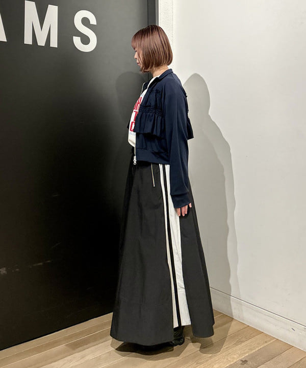 早川 萌子さんの「BEAMS WOMEN｜フリル ジャージ ブルゾン」を使ったコーディネート