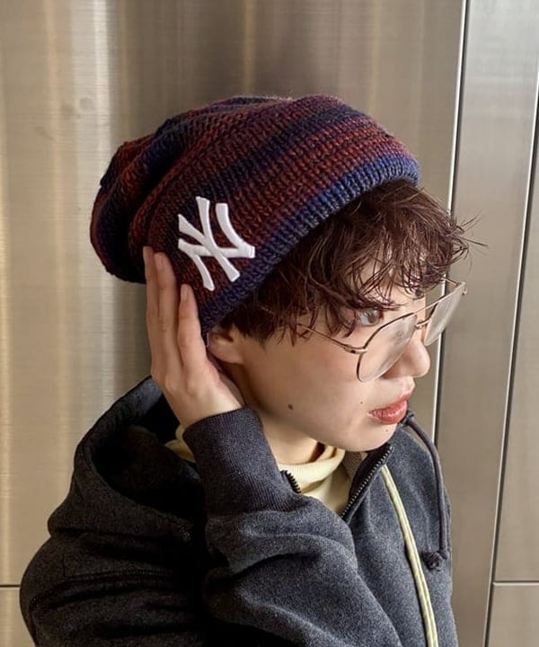 みりさんの「レトロ フィット ジップ フーディー」を使ったコーディネート