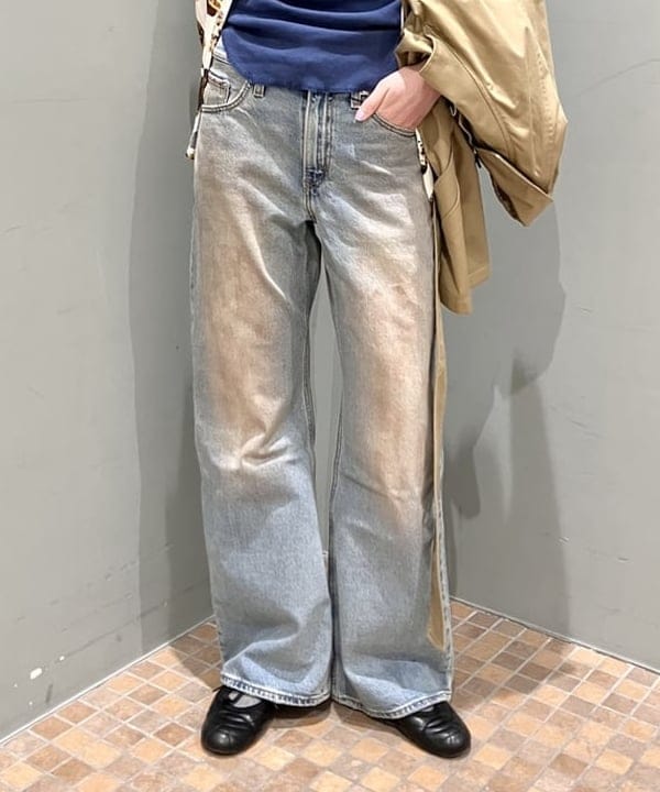 加歩さんの「BEAMS WOMEN｜オーバーサイズ ハーフ トレンチ コート」を使ったコーディネート