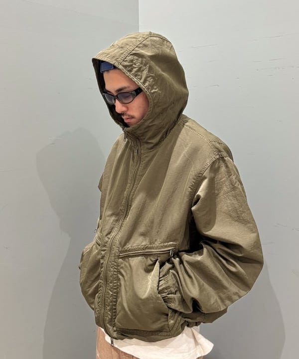 Ryohei Takataさんの「BEAMS WOMEN｜ガーメントダイ フーデッド ブルゾン【ワイドショートフィット】」を使ったコーディネート