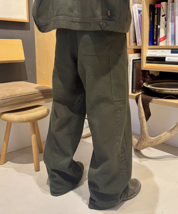 Ryohei Takataさんの「BEAMS WOMEN｜【別注】UNIVERSAL OVERALL / MESH CRAZY BAKER PANTS」を使ったコーディネート