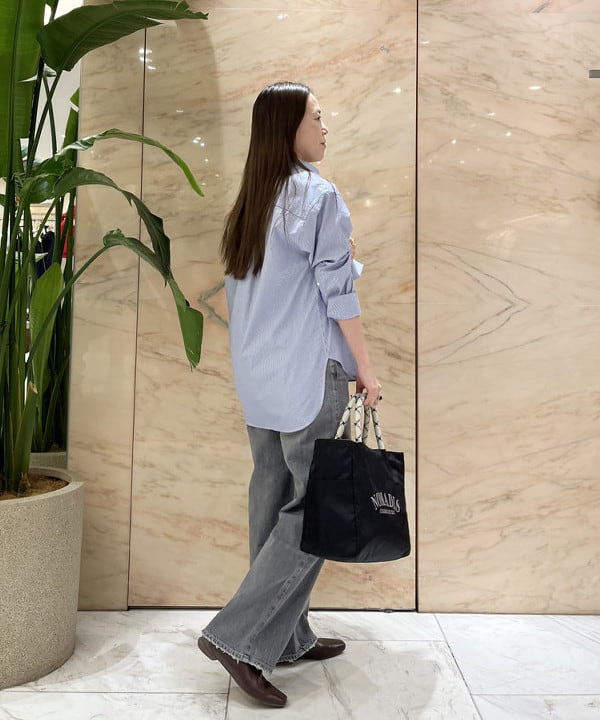 関 桂子さんの「BEAMS WOMEN｜ベーシック オーバーシャツ」を使ったコーディネート