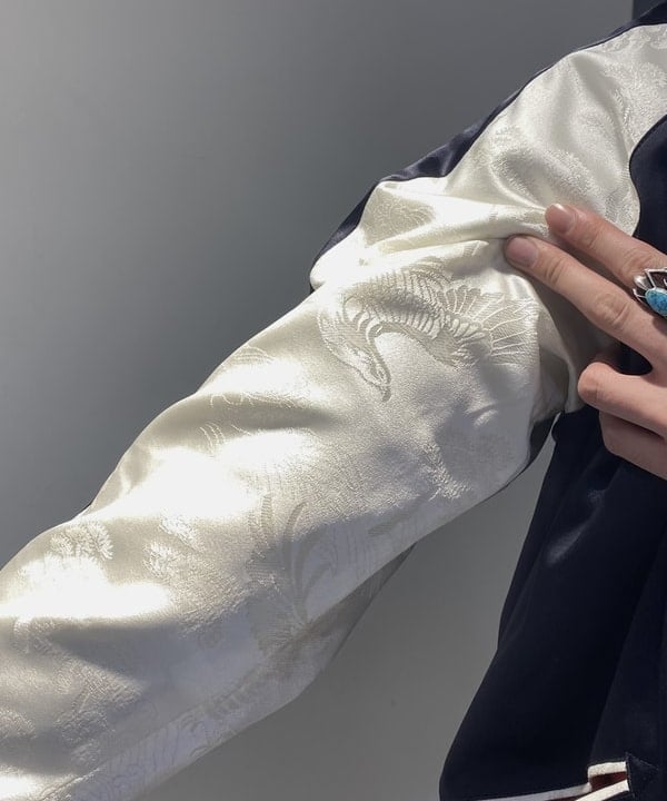 植木 竜也さんの「BEAMS WOMEN｜【別注】REMI RELIEF / Sweat Crew Neck」を使ったコーディネート