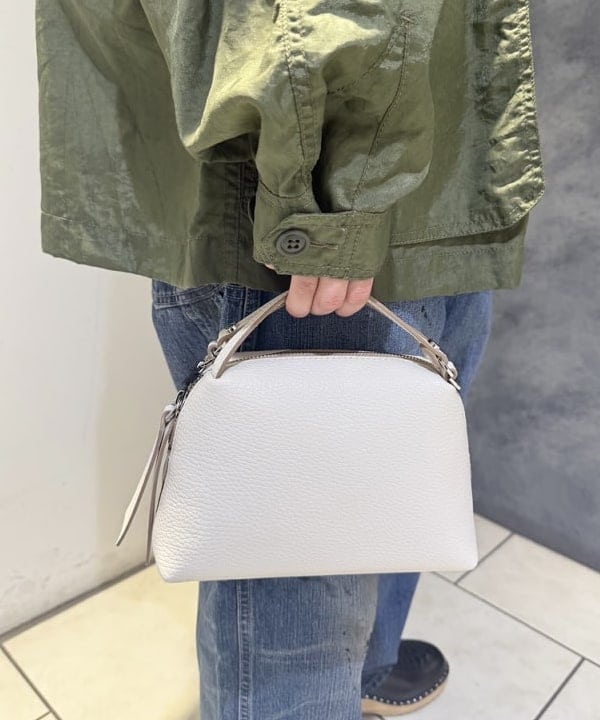 yokoyama shionさんの「BEAMS WOMEN｜ビッグ メッシュ フーディー」を使ったコーディネート