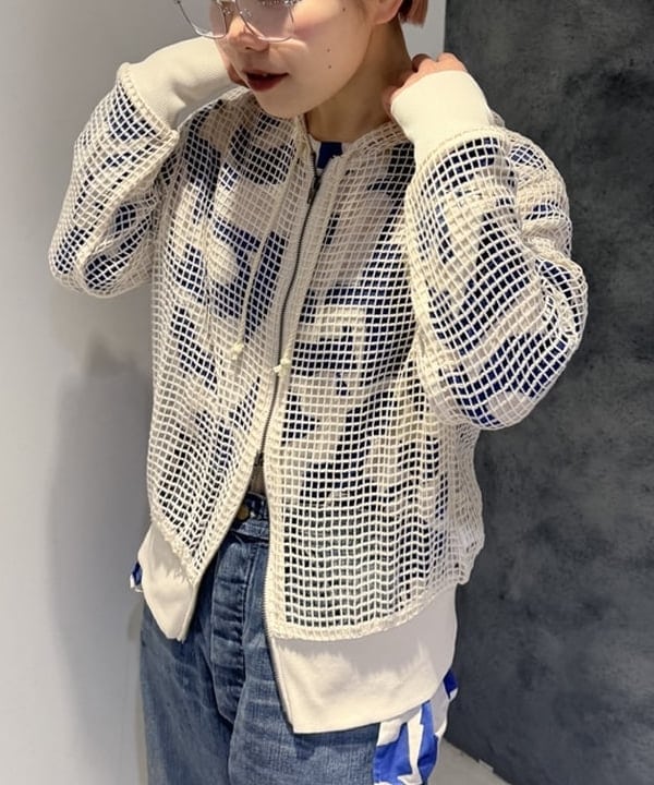 yokoyama shionさんの「BEAMS WOMEN｜ビッグ メッシュ フーディー」を使ったコーディネート