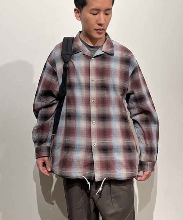 BANさんの「BEAMS WOMEN｜ニュー ワイドチノ パンツ」を使ったコーディネート