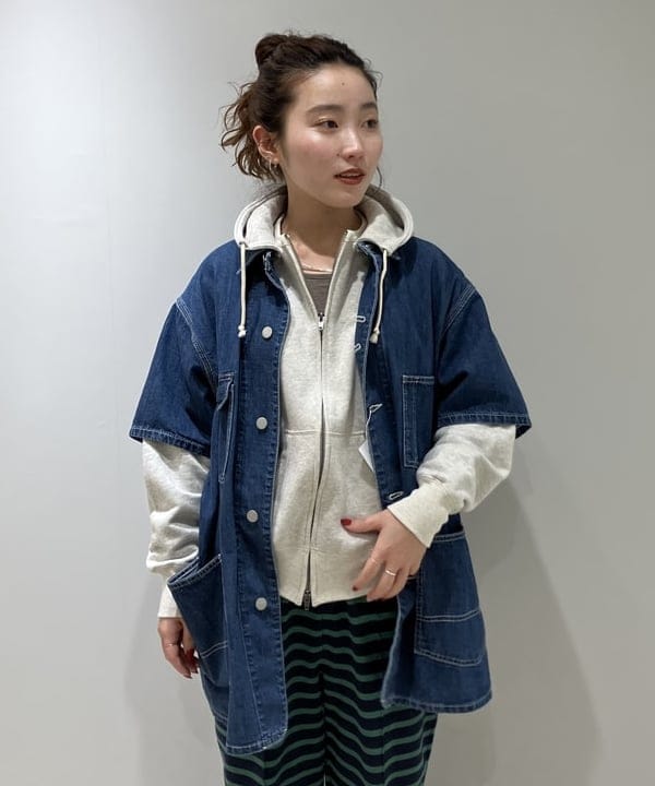 モモさんの「BEAMS WOMEN｜デニム カバーオール ショートスリーブ」を使ったコーディネート