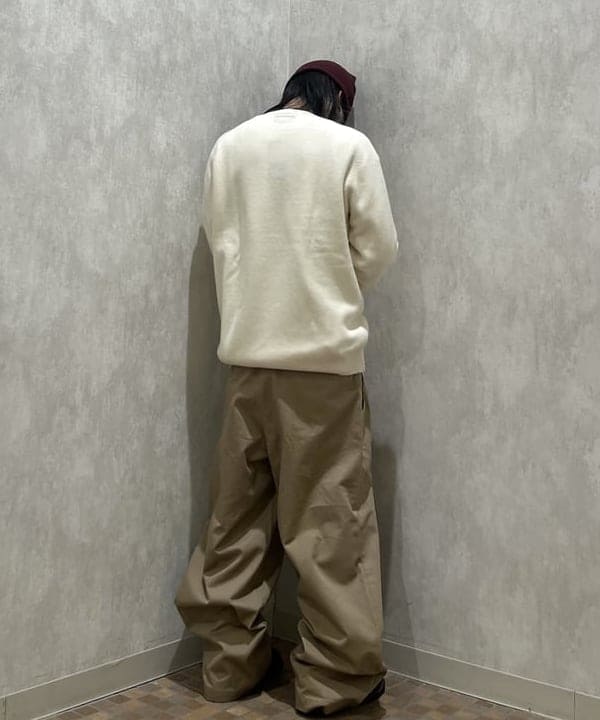 菊田 悠さんの「BEAMS WOMEN｜BEAMS PLUS / 9ゲージ クルーネックニット」を使ったコーディネート