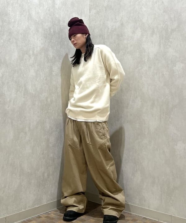 菊田 悠さんの「BEAMS WOMEN｜BEAMS PLUS / 9ゲージ クルーネックニット」を使ったコーディネート