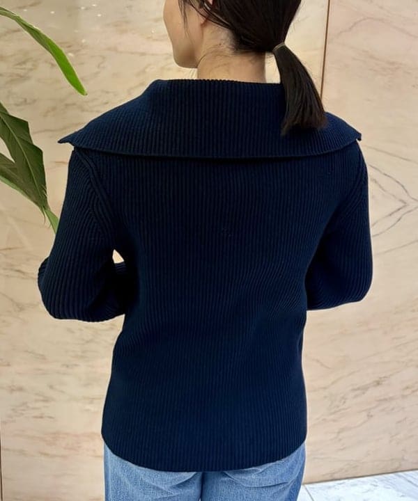 小笠原 楓さんの「BEAMS WOMEN｜ORR / ダブルポケット リブニット カーディガン」を使ったコーディネート