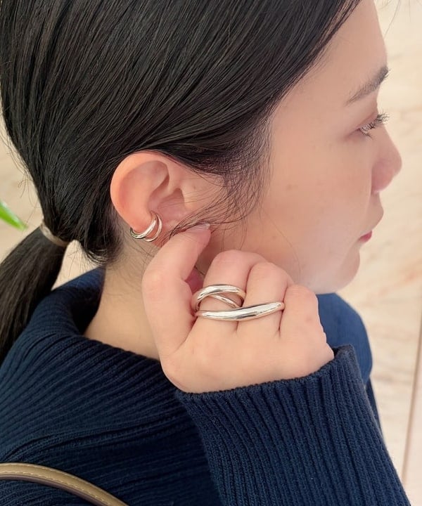 小笠原 楓さんの「BEAMS WOMEN｜ORR / ダブルポケット リブニット カーディガン」を使ったコーディネート