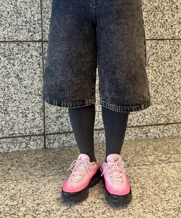 YABUさんの「BEAMS WOMEN｜デニム ハーフ パンツ」を使ったコーディネート