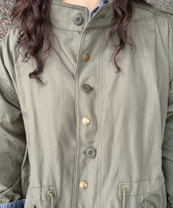 ばるたんさんの「BEAMS WOMEN｜maturely / メモリー ツイル ミリタリー コート」を使ったコーディネート