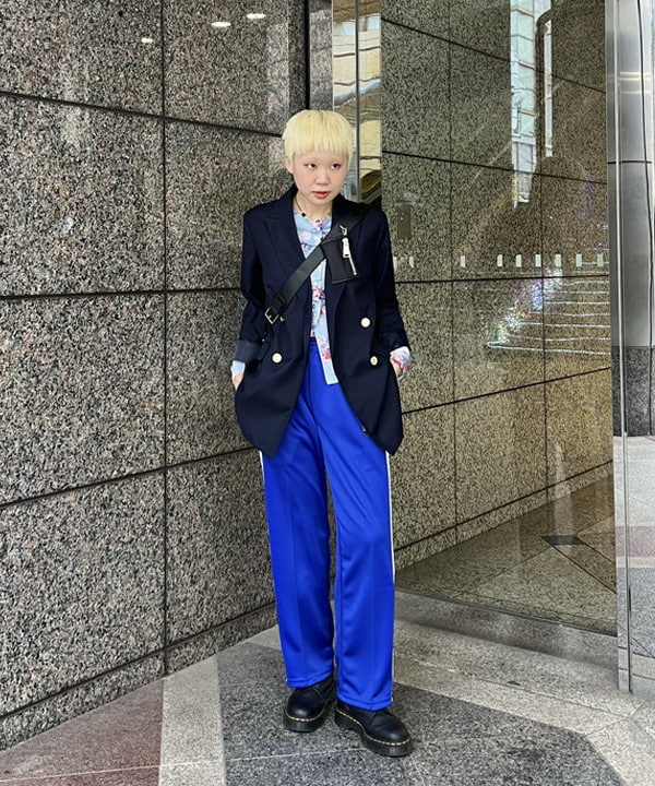 あさひさんの「BEAMS WOMEN｜シアー フラワープリント カーディガン」を使ったコーディネート