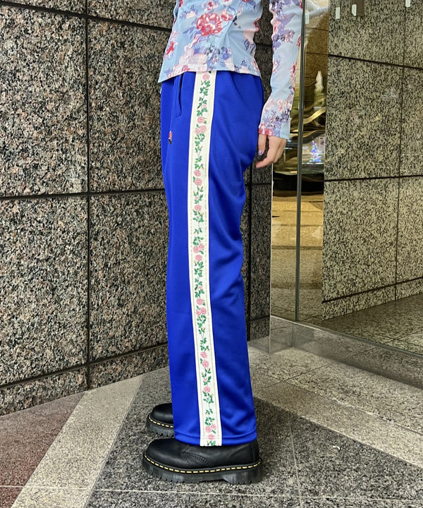 あさひさんの「BEAMS WOMEN｜シアー フラワープリント カーディガン」を使ったコーディネート