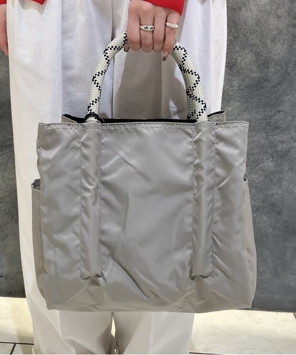 菜月さんの「BEAMS WOMEN｜AK+1 / 16ゲージ スビンコットン Vネック カーディガン」を使ったコーディネート