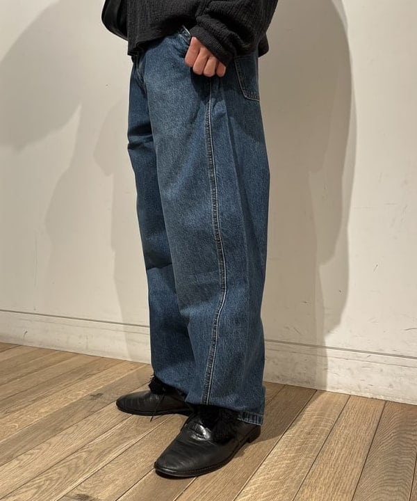 BANさんの「BEAMS WOMEN｜LEVI'S(R) / BAGGY バレルジーンズ」を使ったコーディネート