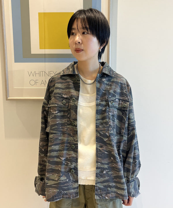 ミナミマリコさんの「BEAMS WOMEN｜ダメージ サーマル Tシャツ」を使ったコーディネート