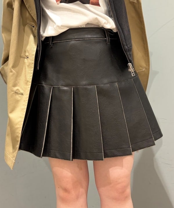 まゆちゃんさんの「BEAMS WOMEN｜スウェット ジップ フーディー」を使ったコーディネート