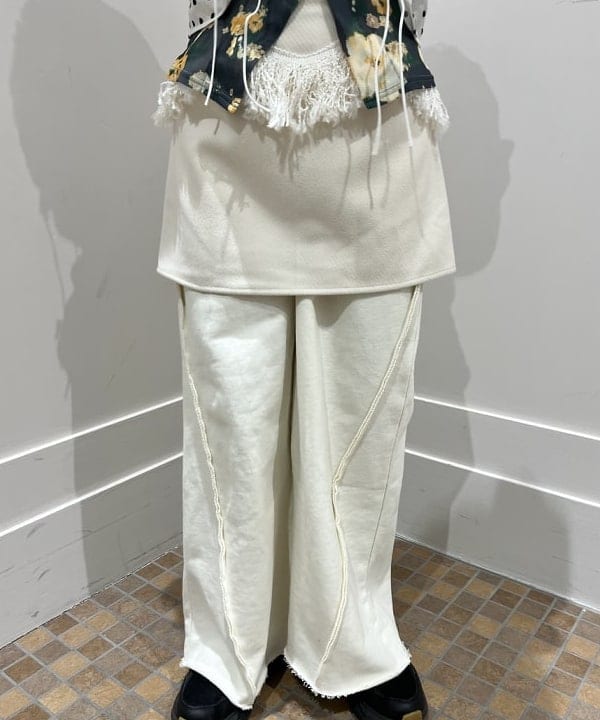 あさひさんの「BEAMS WOMEN｜GHOSPELL / Soliha Fringe Skirt」を使ったコーディネート