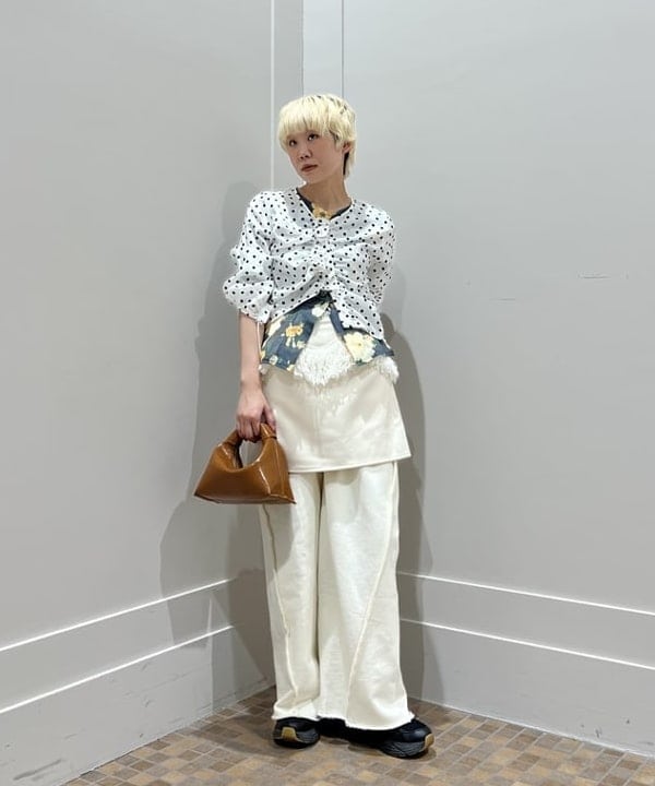 あさひさんの「BEAMS WOMEN｜GHOSPELL / Soliha Fringe Skirt」を使ったコーディネート