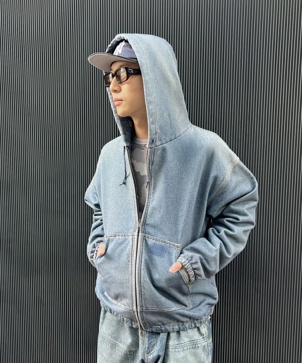 照田 拓史さんの「BEAMS WOMEN｜モック プリント フーディ」を使ったコーディネート