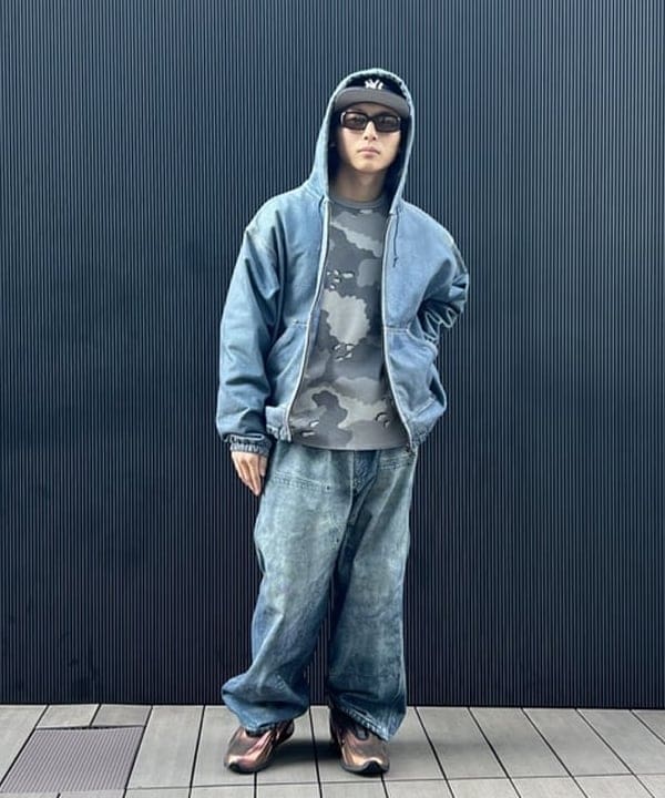 照田 拓史さんの「BEAMS WOMEN｜モック プリント フーディ」を使ったコーディネート