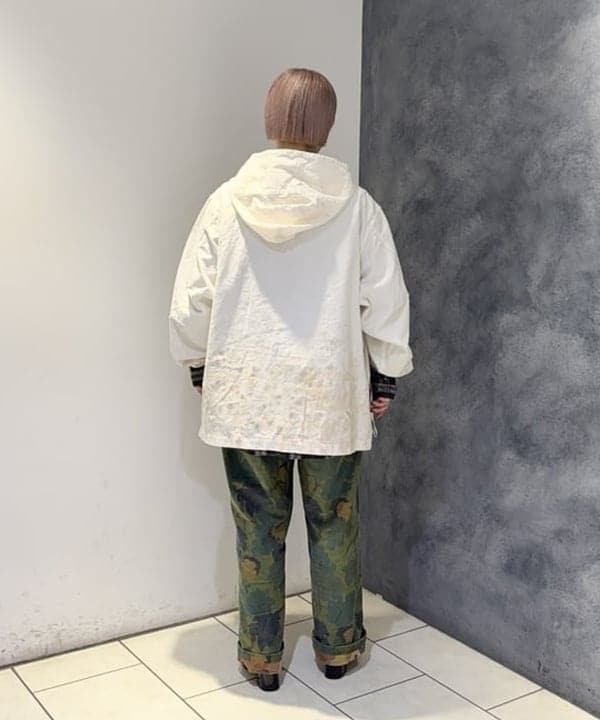 yokoyama shionさんの「BEAMS WOMEN｜maturely / ブリーチ ストラップ ロングスリーブ」を使ったコーディネート