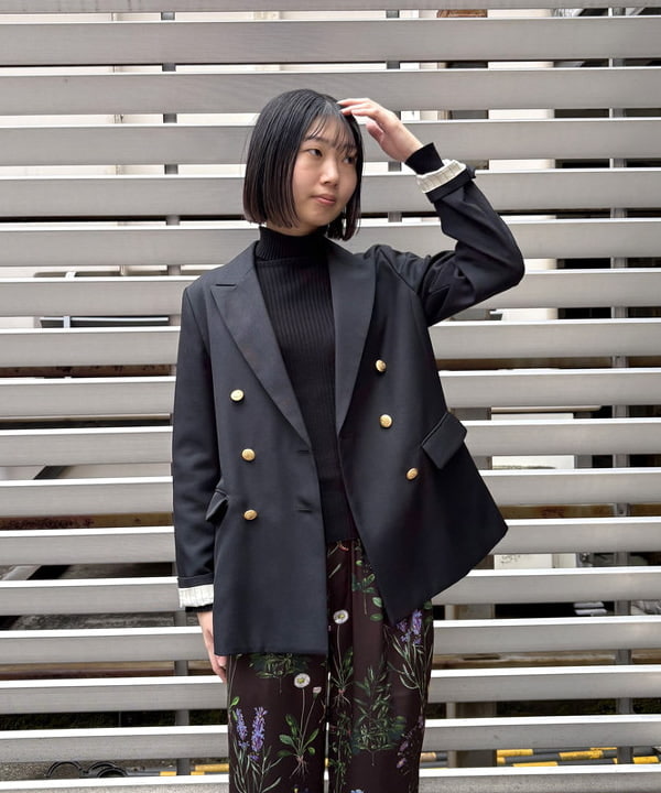 Kanaeさんの「BEAMS WOMEN｜【別注】TICCA / フラワー プリント パンツ」を使ったコーディネート