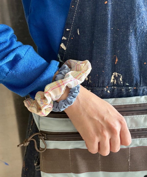 みりさんの「14ゲージ クルーネック カーディガン」を使ったコーディネート