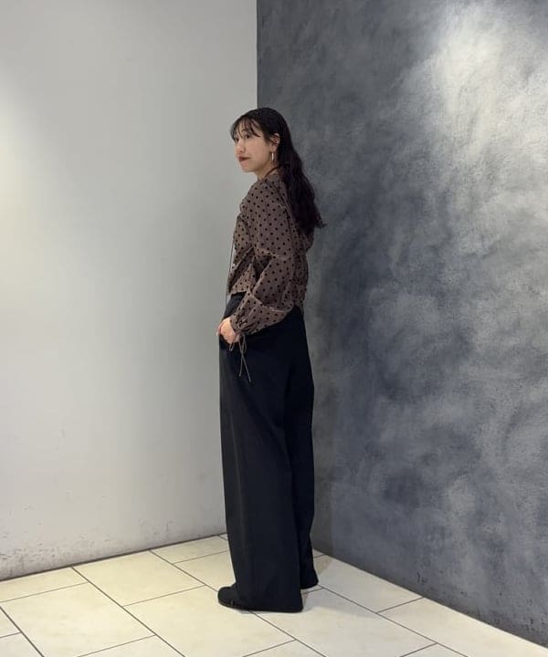 SAEさんの「BEAMS WOMEN｜ドット センター ギャザー ブラウス」を使ったコーディネート
