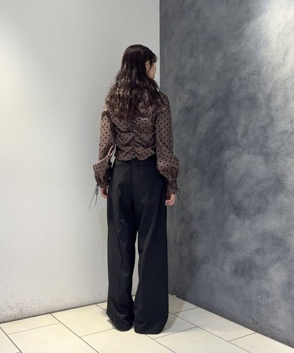 SAEさんの「BEAMS WOMEN｜ドット センター ギャザー ブラウス」を使ったコーディネート