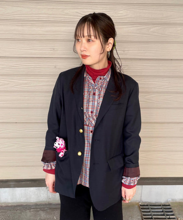 カタヤマ アヤさんの「BEAMS WOMEN｜Jenny Lemons / Large Hair Claw Clip」を使ったコーディネート