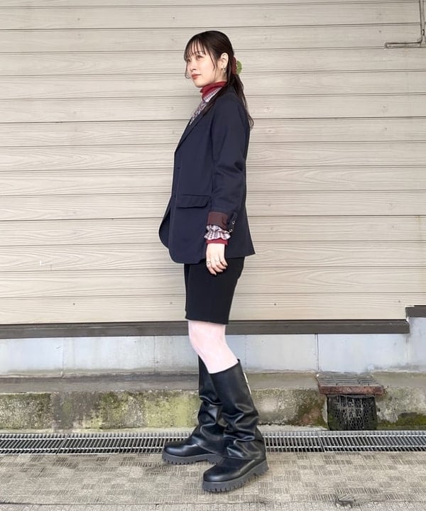 カタヤマ アヤさんの「BEAMS WOMEN｜Jenny Lemons / Large Hair Claw Clip」を使ったコーディネート