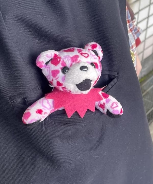 カタヤマ アヤさんの「BEAMS WOMEN｜Jenny Lemons / Large Hair Claw Clip」を使ったコーディネート