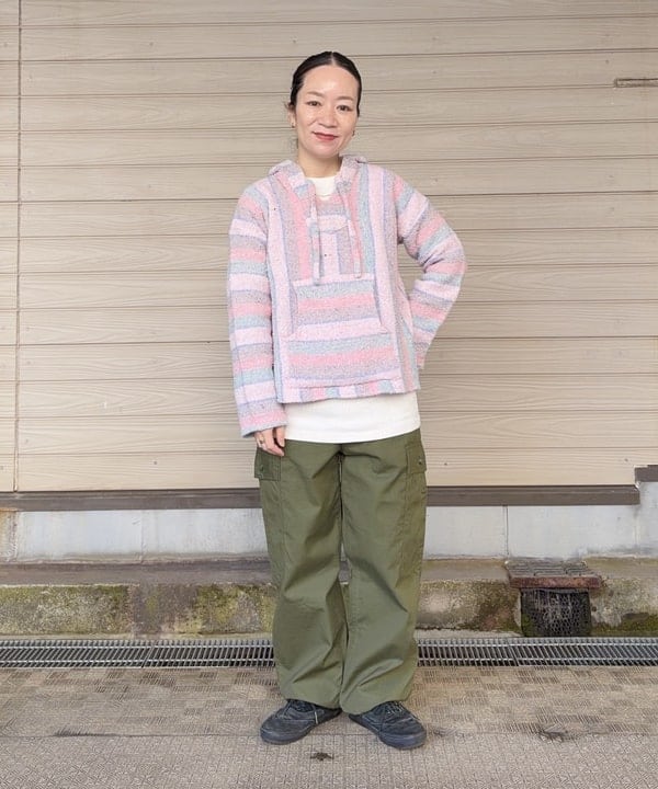 コウリキ　マミさんの「BEAMS WOMEN｜【別注】BUZZ RICKSON'S / ポプリン アーミーパンツ」を使ったコーディネート